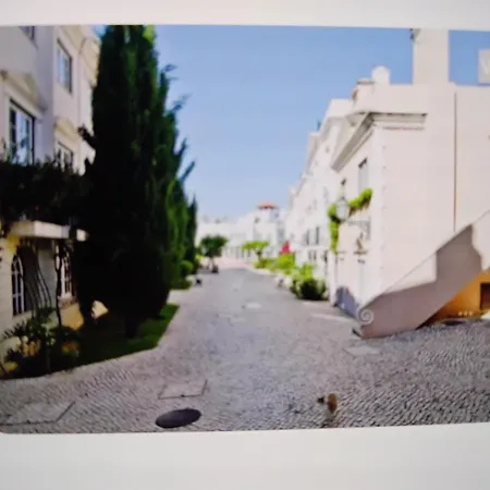 Appartamento Flat In Pretty Quarteira