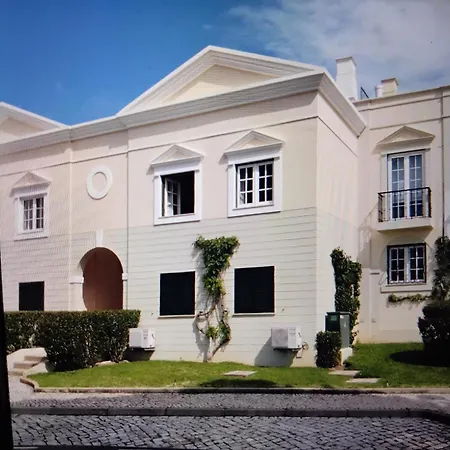 Flat In Pretty Apartament Quarteira